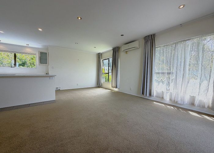  at 12 Glenvale Pl--On Thurs 20th Nov at 4:30-4:50pm, Totara Vale, North Shore City, Auckland