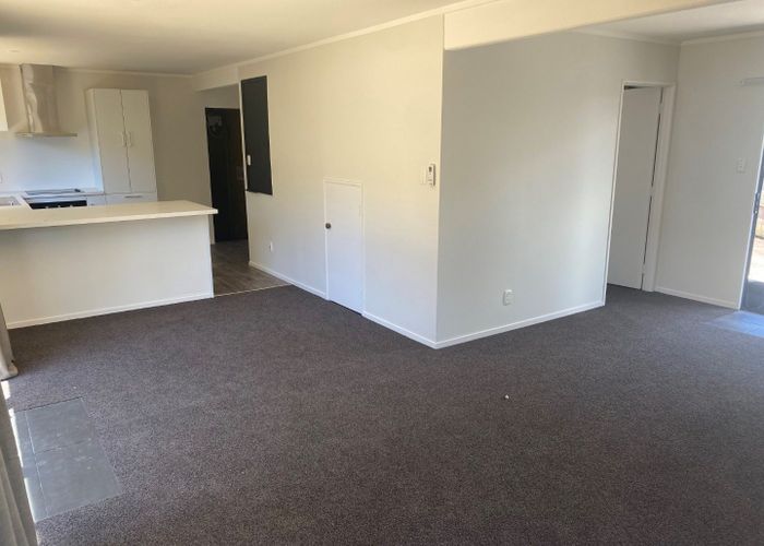  at 21 a Gibbs Crescent, Papakura, Papakura, Auckland