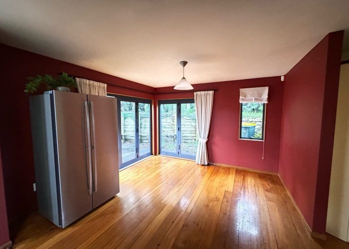  at 49B Noeleen Street, Glenfield, Auckland