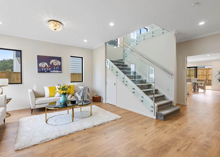  at 29 Bushfield Drive, Flat Bush, Auckland