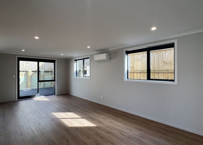  at 19 Scenic Rise, Rototuna North, Hamilton