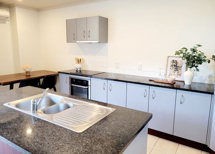  at 1B/9 Bute Road, Browns Bay, North Shore City, Auckland