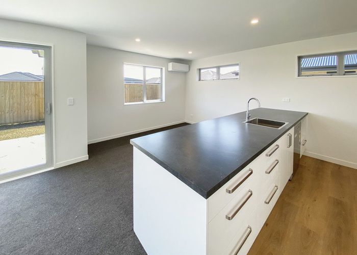  at 8 Harry Manship Crescent, Halswell, Christchurch City, Canterbury