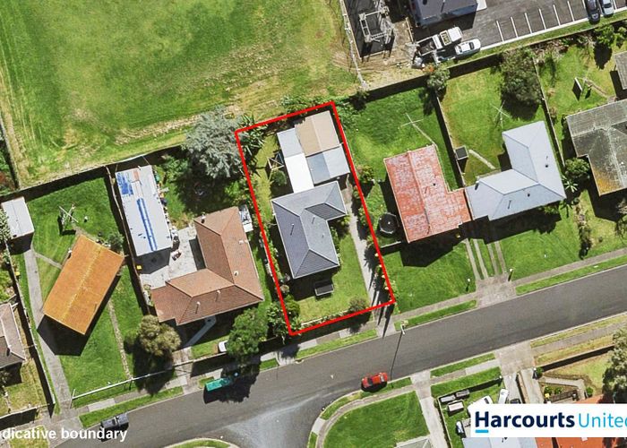  at 17 Calthorp Close, Favona, Auckland