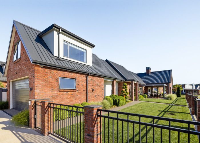  at 39 Pengover Avenue, Leamington, Cambridge