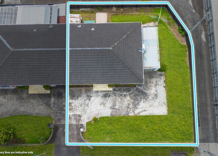 at 2/116 Wallace Road, Papatoetoe, Auckland