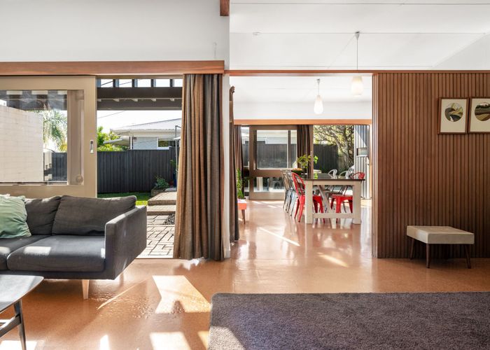 at 27 Hillcrest Road, Hillcrest, Hamilton, Waikato