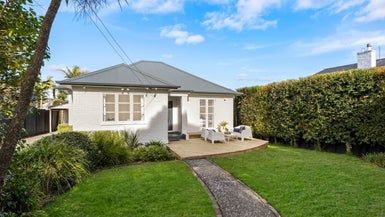  at 46 Alberta Street, Point Chevalier, Auckland