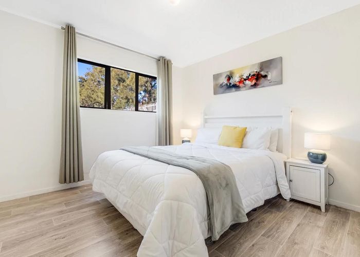  at 12b Sandrine Avenue, Clover Park, Manukau City, Auckland