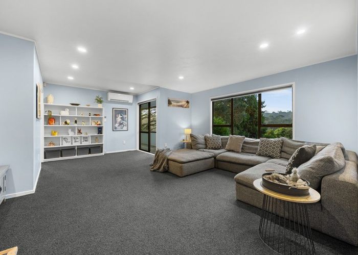  at 40 Mountain Road, Henderson Valley, Waitakere City, Auckland