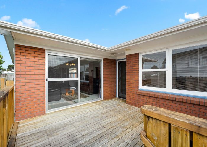  at 8 Patrick Place, Fitzroy, Hamilton