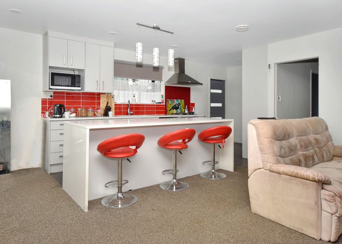  at 7 Halloran Place, Massey, Auckland