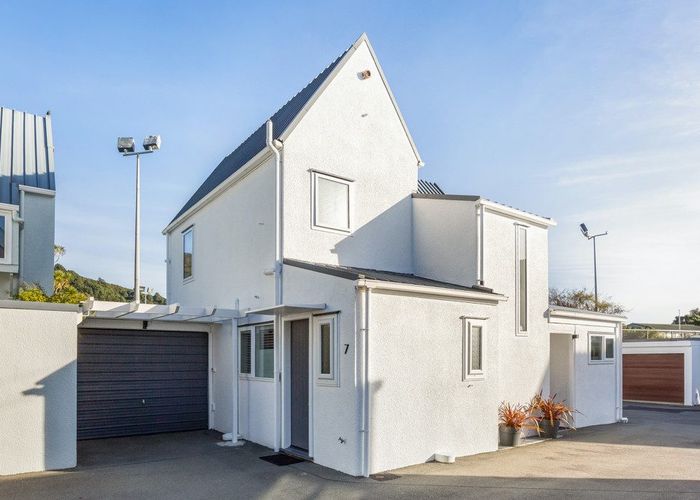  at 7/354 Muritai Road, Eastbourne, Lower Hutt, Wellington