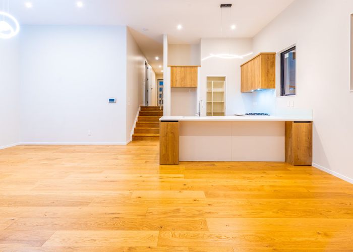  at 10 Kowaitau Avenue, Beachlands, Manukau City, Auckland