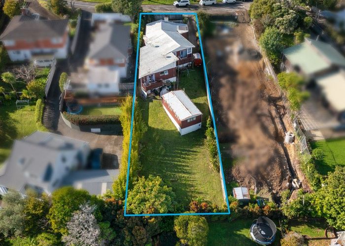  at 522 Beach Road, Murrays Bay, North Shore City, Auckland