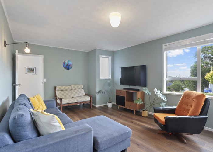  at 35 Terra Nova Street, Glen Eden, Auckland