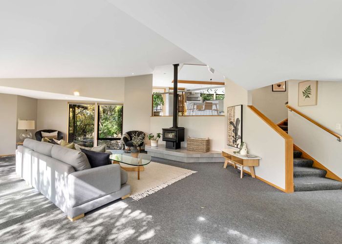  at 887 Cashmere Road, Halswell, Christchurch City, Canterbury