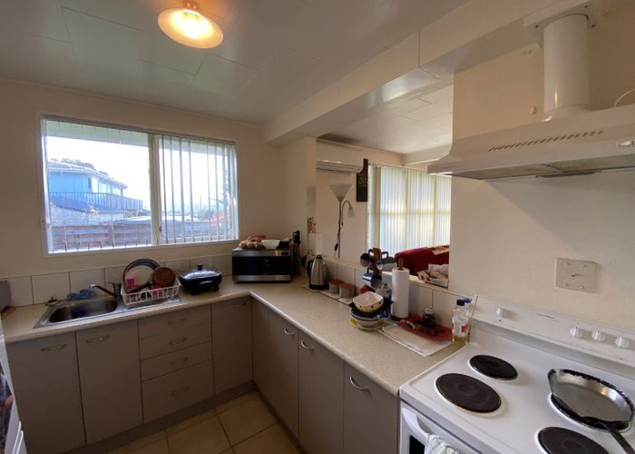  at 19 Duchess Place, Maupuia, Wellington, Wellington