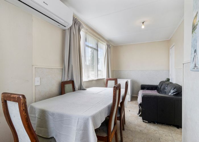 at 15 Hockin Place, Fairfield, Hamilton