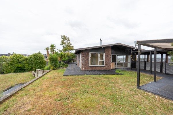 at 86 Sylvester Crescent, Flagstaff, Hamilton, Waikato