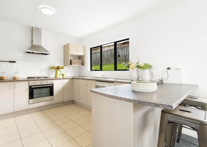  at 27 Gordon Stanley Drive, Massey, Auckland