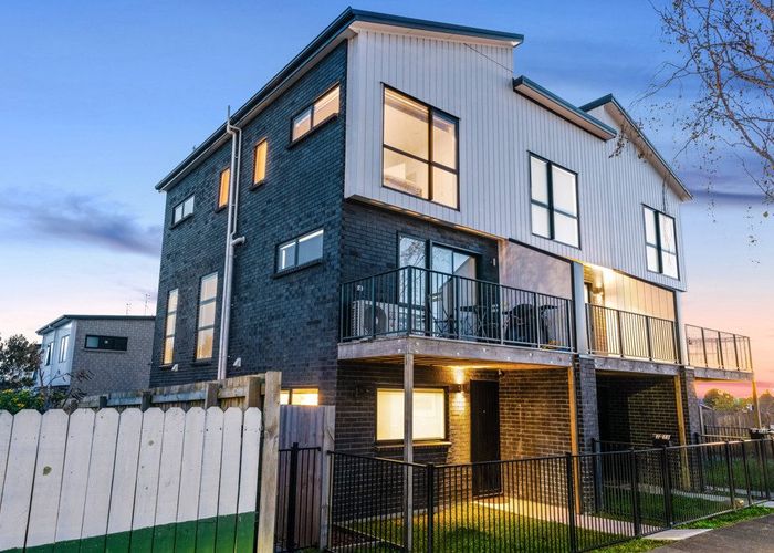  at 3/16 Russell Road, Manurewa, Manukau City, Auckland