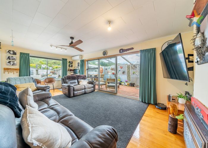 at 30 Matthews Road, Wainuiomata, Lower Hutt