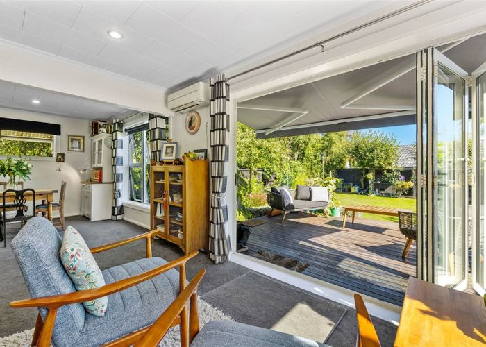 Free property data for 63 Grahams Road, Burnside, Christchurch homes