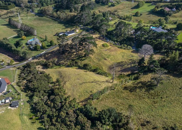  at 15 Elmore Road, Paremoremo, Auckland