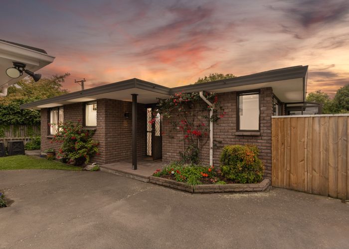  at 54C Aorangi Road, Bryndwr, Christchurch