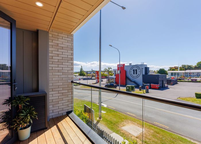  at 70  Killarney Street, Takapuna, North Shore City, Auckland