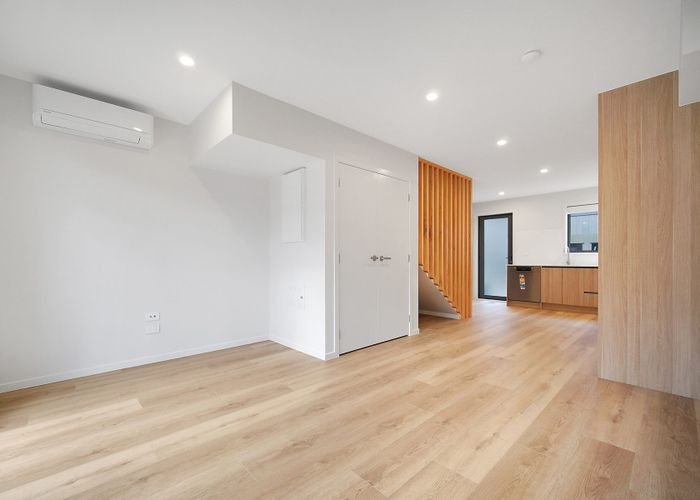  at 15/506 Glenfield Road, Glenfield, North Shore City, Auckland