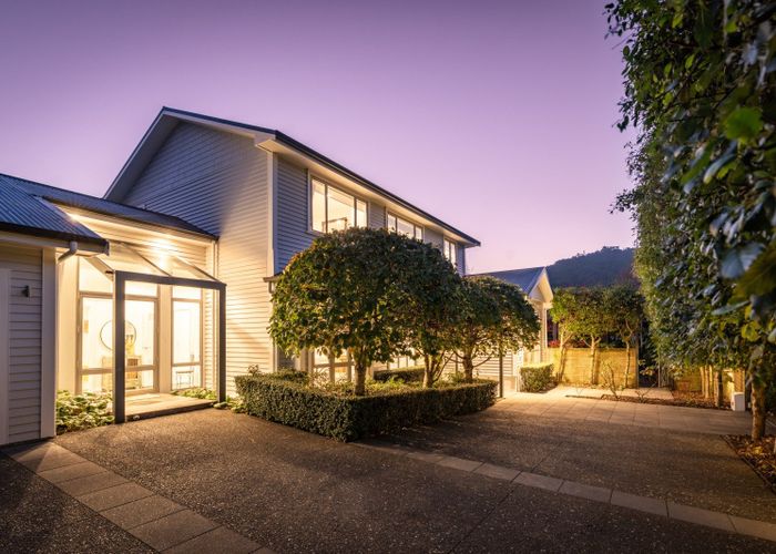  at 8 Lochiel Road, Khandallah, Wellington