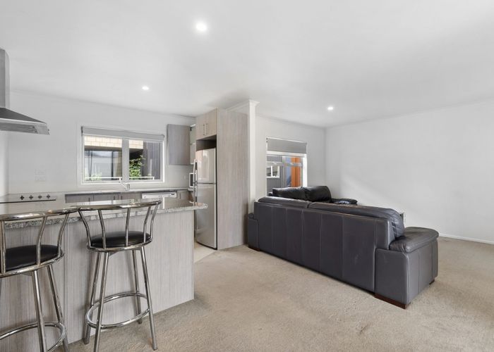  at 4/9 Vialou Street, Hamilton City Central, Hamilton, Waikato