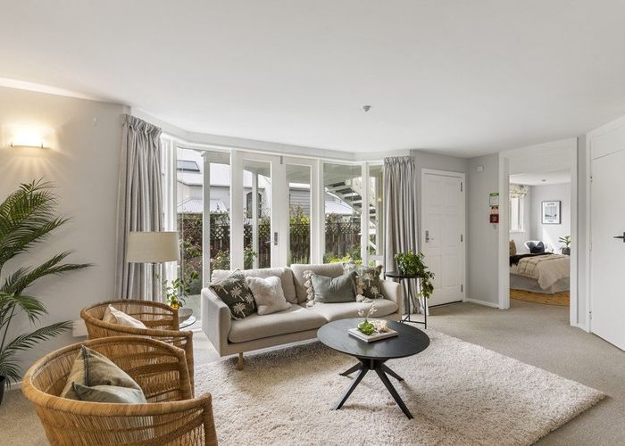  at 4C Hatton Street, Karori, Wellington