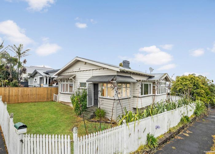  at 153 Carrington Road, Mount Albert, Auckland