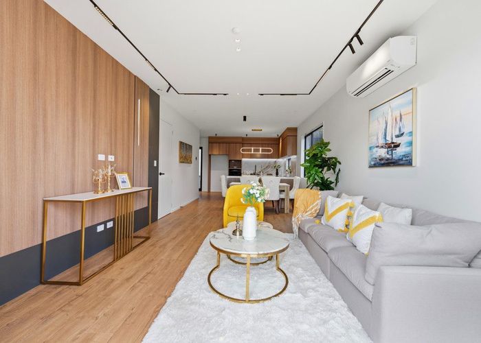  at 2/1 Sheralee Place, Bucklands Beach, Manukau City, Auckland