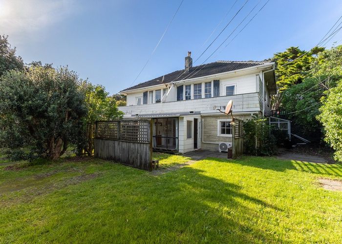  at 25 The Esplanade, Raumati South, Kapiti Coast, Wellington