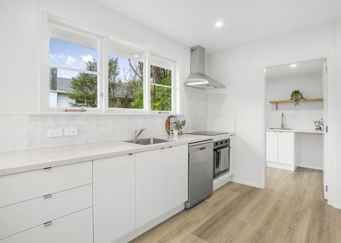  at 8A Stokes Valley Road, Stokes Valley, Lower Hutt