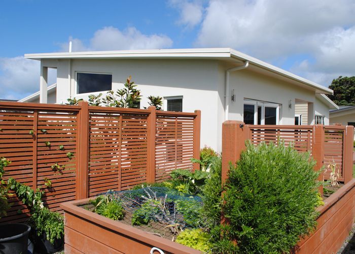  at 304B High Street, Hawera