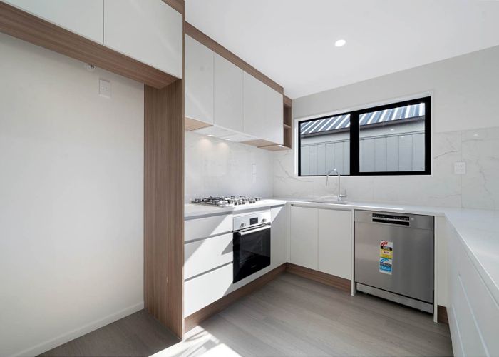  at 52 Horokaka Street, Massey, Waitakere City, Auckland