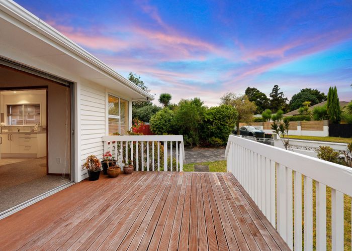  at 11 Kenley Place, Avondale, Auckland