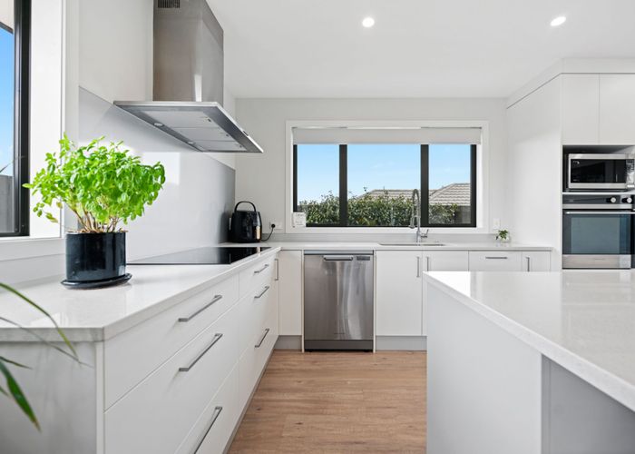  at 63 Ladeira Place, Fitzroy, Hamilton