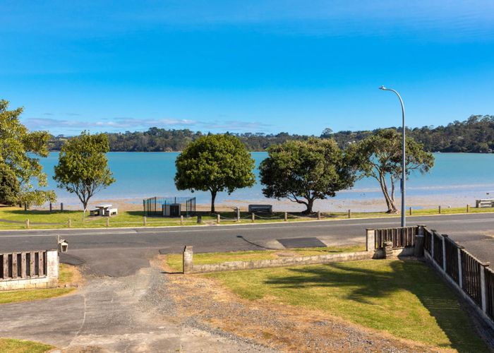  at 71 The Terrace, Herald Island, Auckland