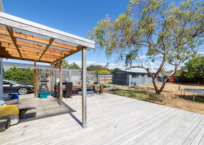  at 32 New York Street, Martinborough, Martinborough