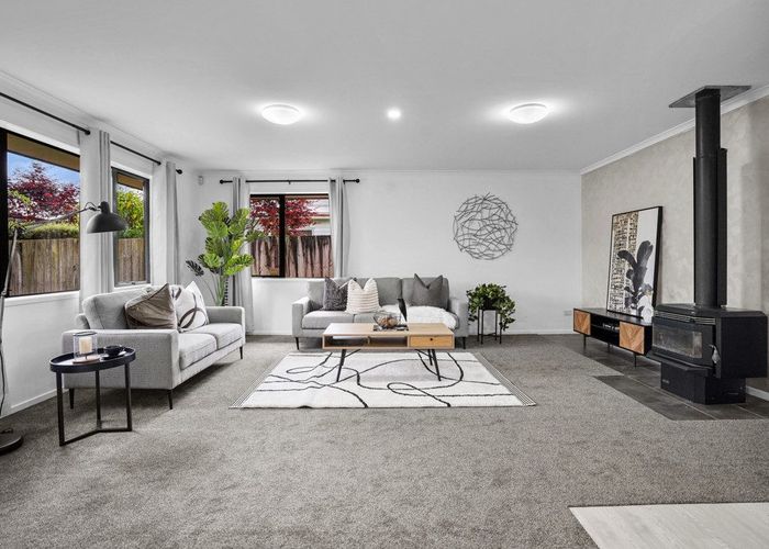  at 109 Farnborough Drive, Grandview Heights, Hamilton