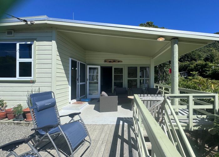  at 699 Queen Charlotte Drive, Picton