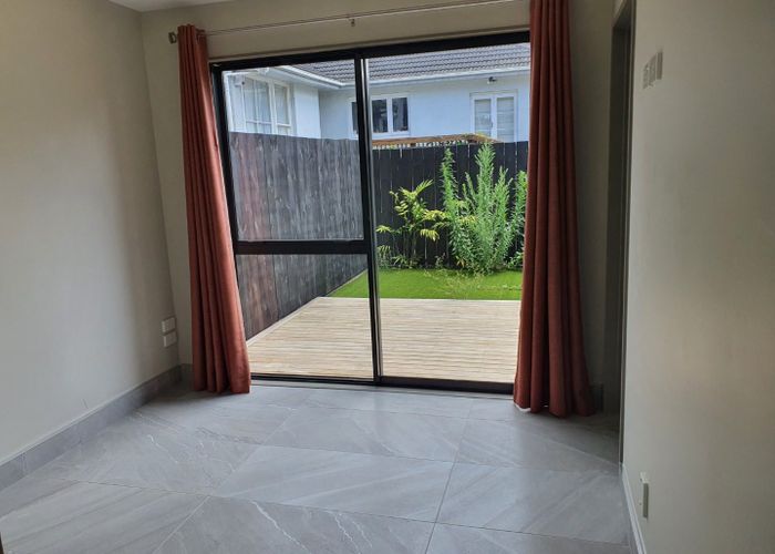  at 2/243 Mount Albert Road, Wesley, Auckland City, Auckland