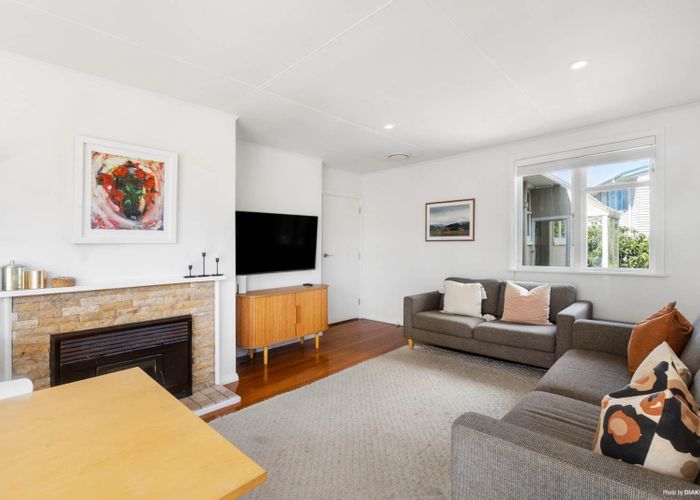  at 35 Apirana Avenue, Glen Innes, Auckland City, Auckland