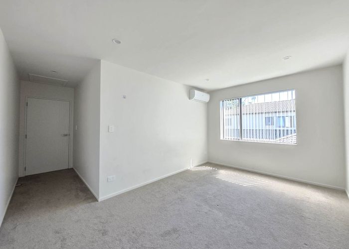  at 27E Swaffield Road, Papatoetoe, Manukau City, Auckland